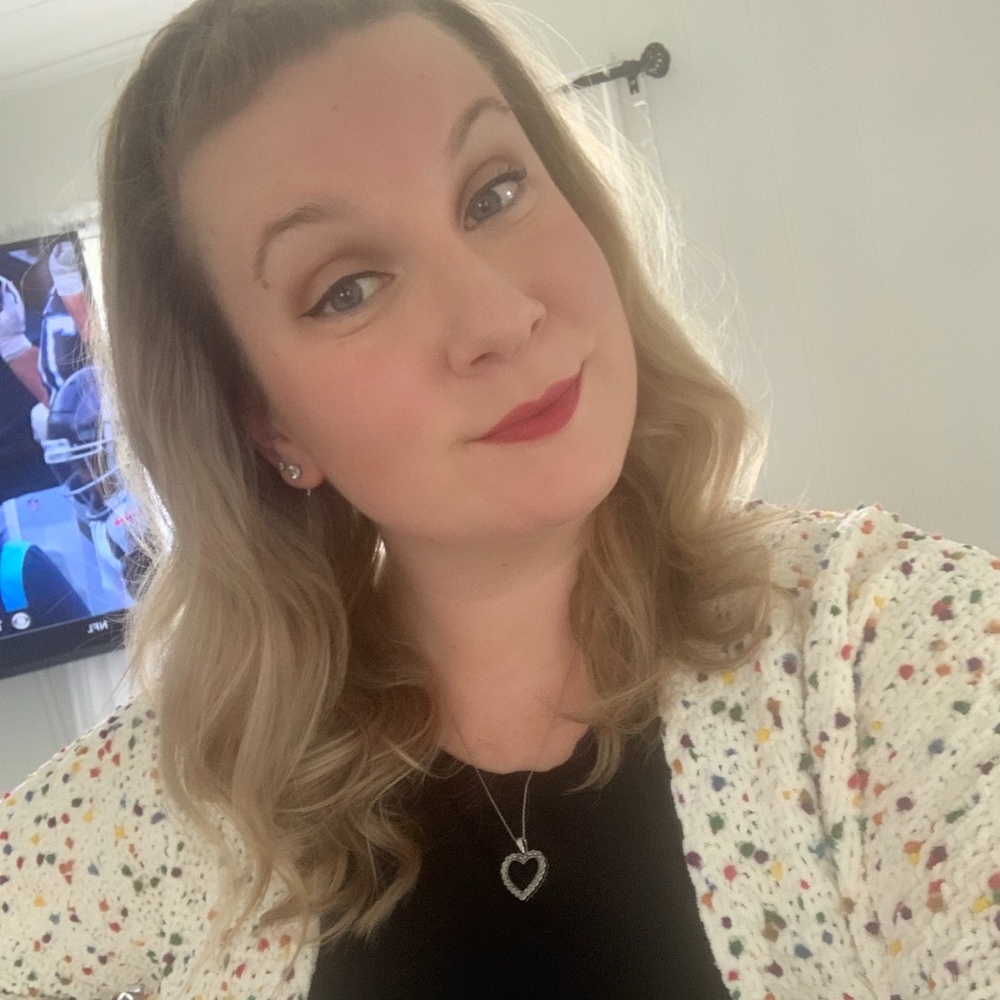 Meet your Posher, Victoria